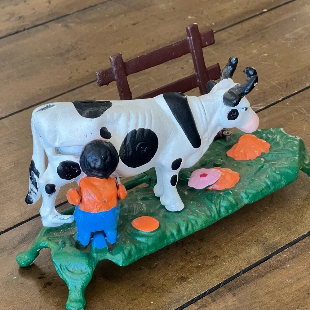 Vintage Cast Iron Mechanical Bank – Farmer Milking a Cow -Vintage Good Condition - Picture 5 of 7